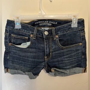 Women’s / juniors Super stretch MIDI jean shorts, size 6